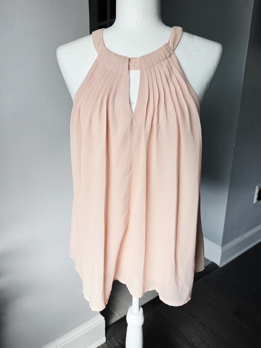 Anthropologie Sunday in Brooklyn Pintucked Halter Tank Top Pink S